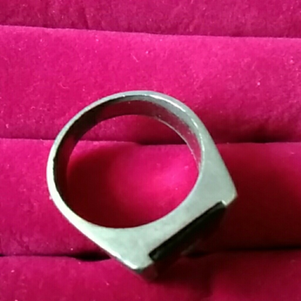 Size 11 vintage ring mens - Picture 2 of 4